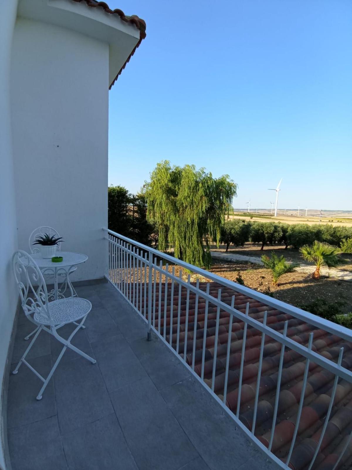 Tenuta Viale Degli Ulivi San Martino in Pensilis Exterior foto